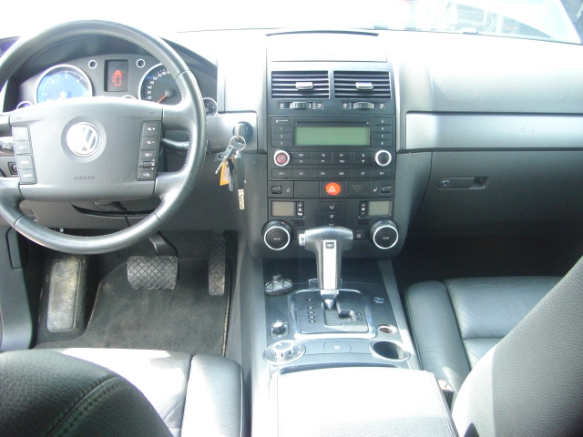 VOLKSWAGEN TOUREG 3.0 TDI V6 224CV