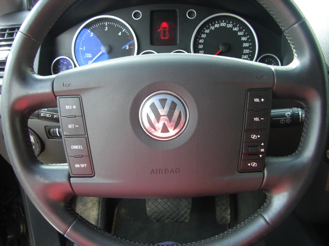 VOLKSWAGEN TOUREG 3.0 TDI V6 224CV