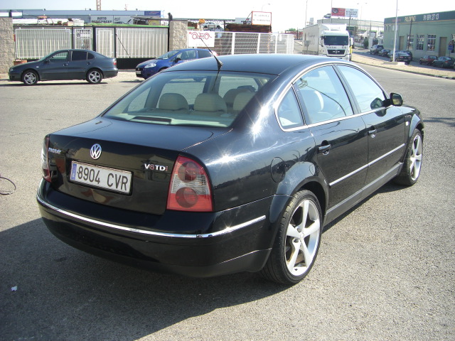 VOLKSWAGEN PASSAT 2.5 TDI 150CV AUTOMATICO