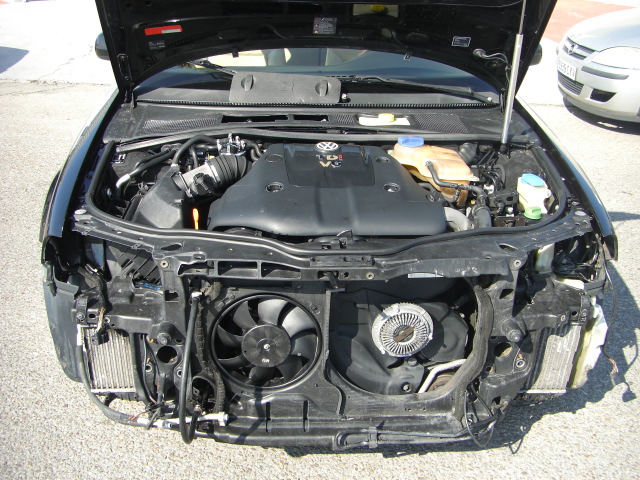 VOLKSWAGEN PASSAT 2.5 TDI 150CV AUTOMATICO