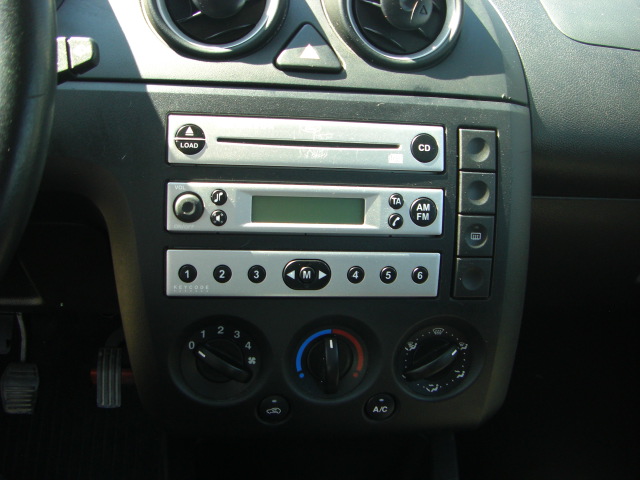 FORD FIESTA 1.6 TDCI 90CV 