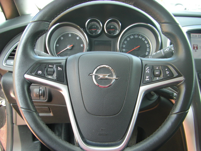 OPEL ASTRA COSMO 1.7 CDTI COSMO 110CV