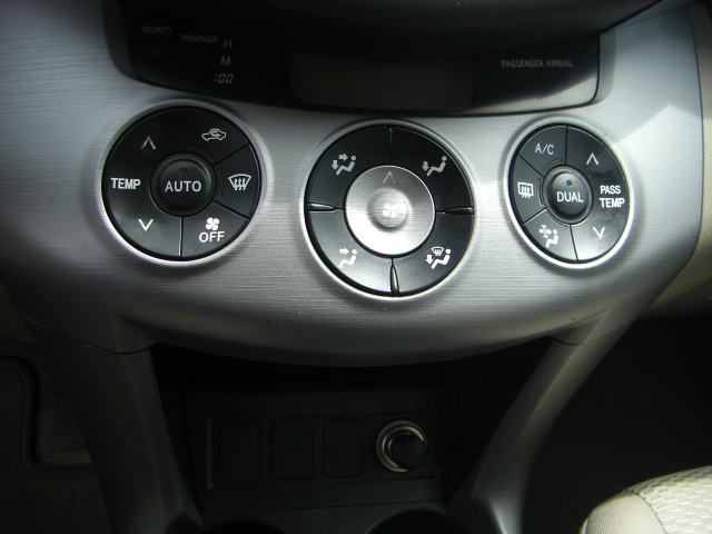 TOYOTA RAV 4 2.2 D4D 136CV