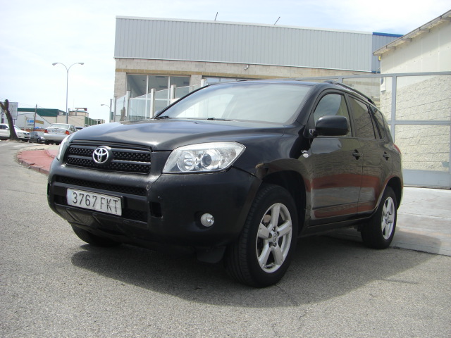 TOYOTA RAV 4 2.2 D4D 136CV