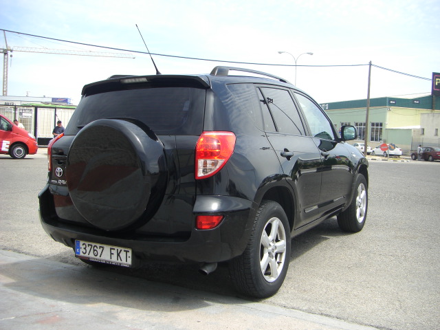 TOYOTA RAV 4 2.2 D4D 136CV