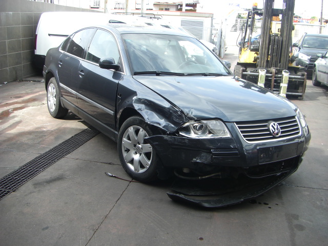 VOLKSWAGEN PASSAT 1.9 TDI 130CV