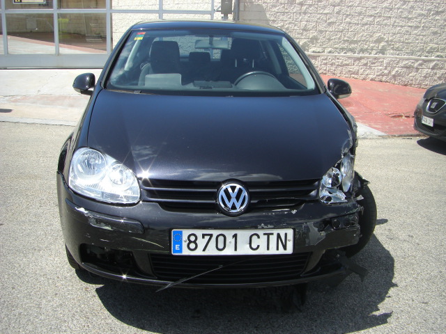 VOLKSWAGEN GOLF 1.9 TDI 105CV