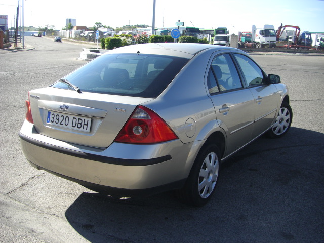 FORD MONDEO TREND 2.0 TDCI 130CV