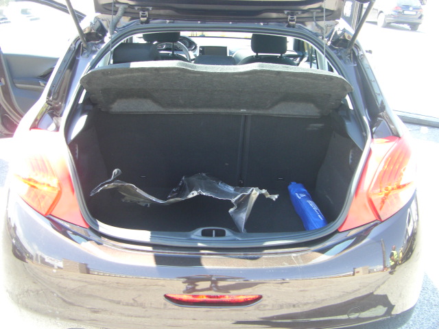 PEUGEOT 208 ACTIVE 1.6 HDI 92CV