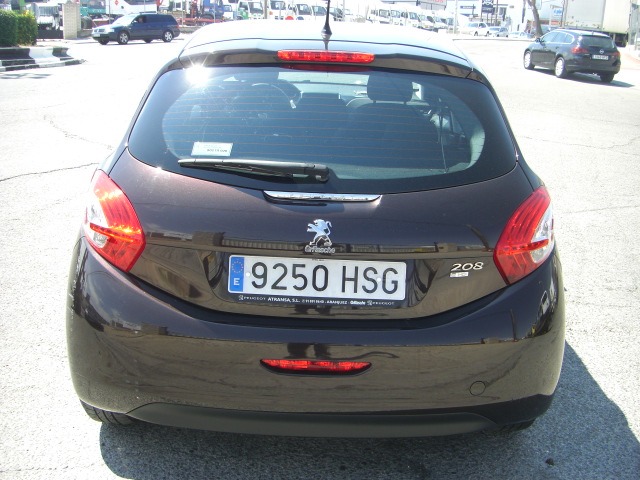 PEUGEOT 208 ACTIVE 1.6 HDI 92CV