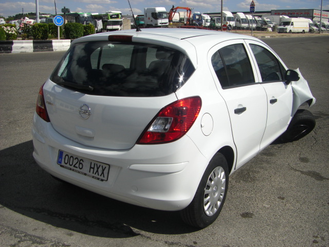 OPEL CORSA EXPRESSION STAR STOP 1.2 GASOLINA 85CV