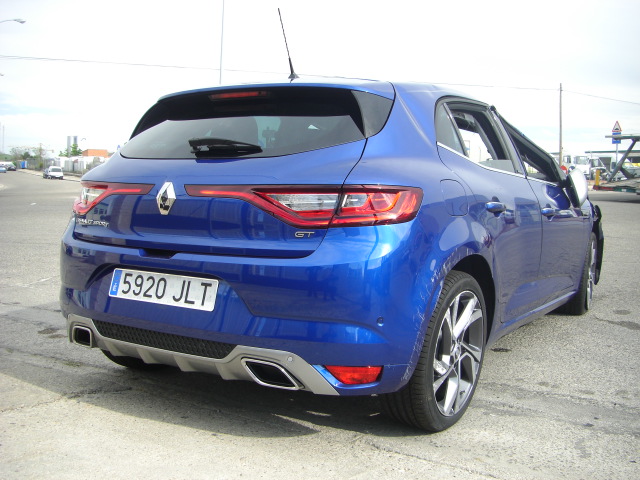 RENAULT MEGANE 2.0 GT