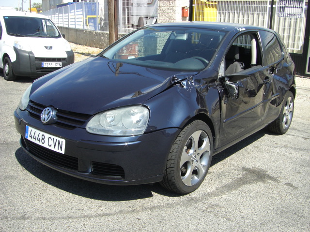 VOLKSWAGEN GOLF 1.9 TDI 105CV