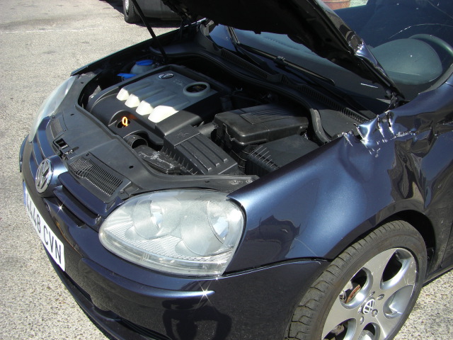 VOLKSWAGEN GOLF 1.9 TDI 105CV