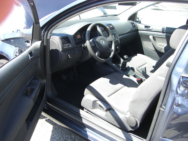 VOLKSWAGEN GOLF 1.9 TDI 105CV