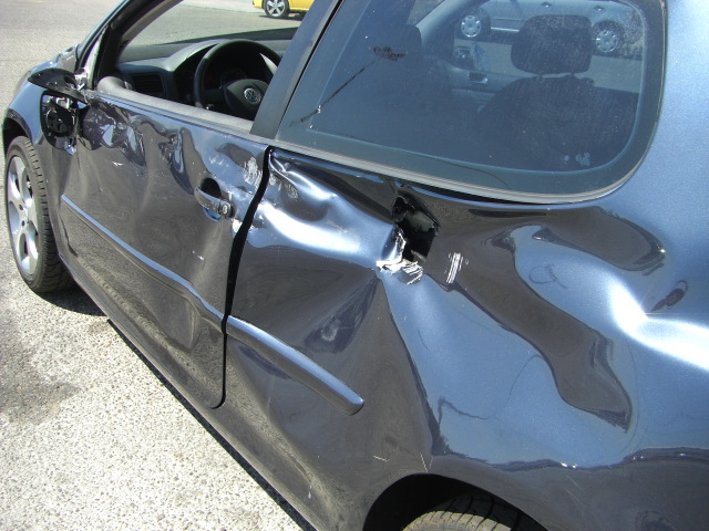 VOLKSWAGEN GOLF 1.9 TDI 105CV