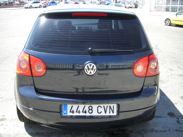 VOLKSWAGEN GOLF 1.9 TDI 105CV