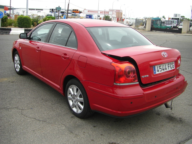 TOYOTA AVENSIS 2.2 D4D 150CV