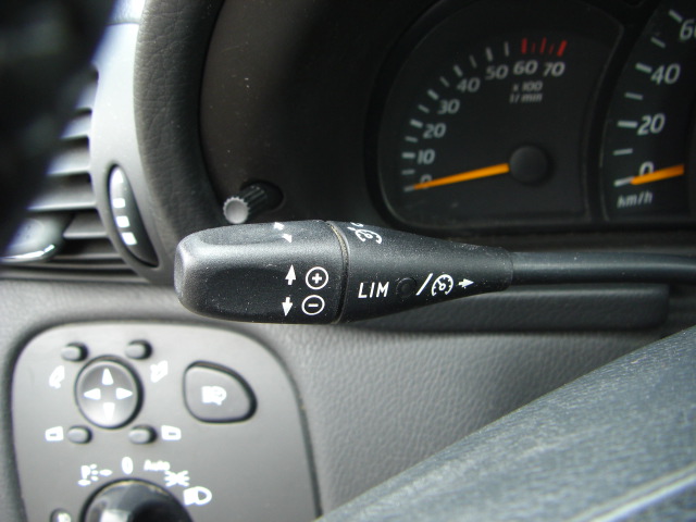 MERCEDES BENZ C-230 KOMPRESSOR 1.8 GASOLINA 190CV SPORTCOUPE