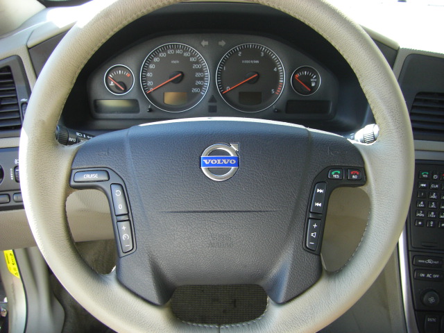 VOLVO XC 70 4X4 CROSS COUNTRY D5