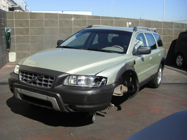 VOLVO XC 70 4X4 CROSS COUNTRY D5