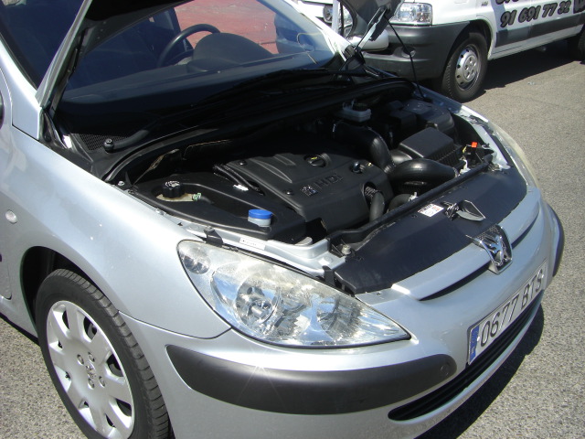 PEUGEOT 307 XT 2.0 HDI 108CV