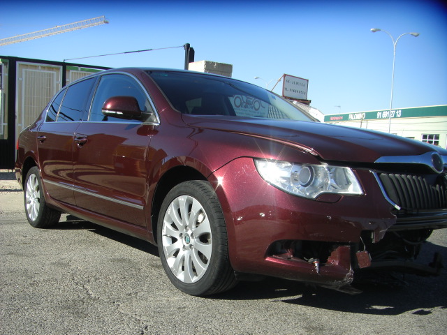 SKODA SUPER B 2.0 TDI 140CV