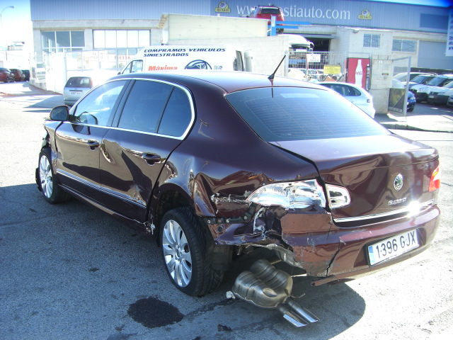 SKODA SUPER B 2.0 TDI 140CV