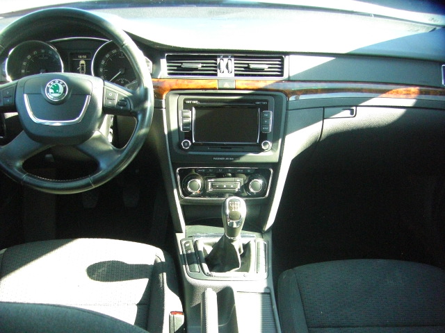 SKODA SUPER B 2.0 TDI 140CV