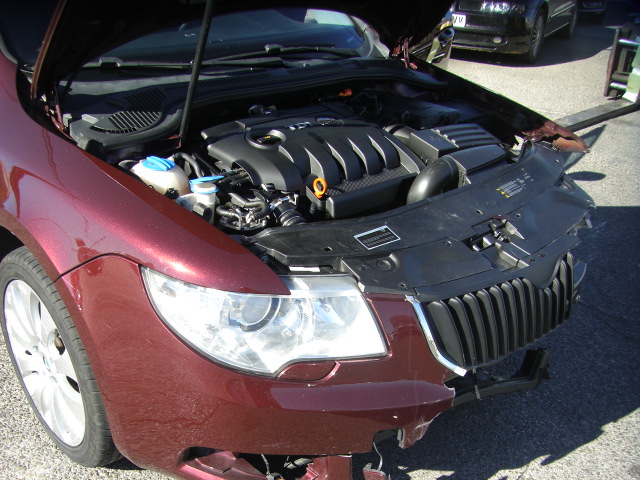 SKODA SUPER B 2.0 TDI 140CV