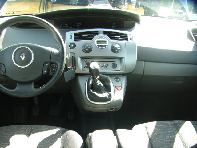 RENAUL GRAND SCENIC 1.5 DCI 106CV