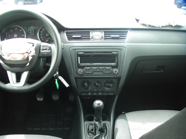 SEAT TOLEDO 1.6 TDI 105CV