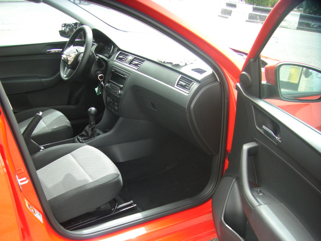 SEAT TOLEDO 1.6 TDI 105CV