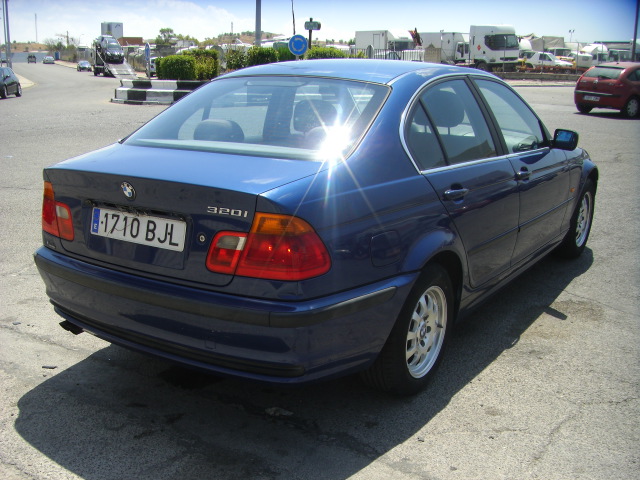BMW 320 I GASOLINA 2.2 170CV