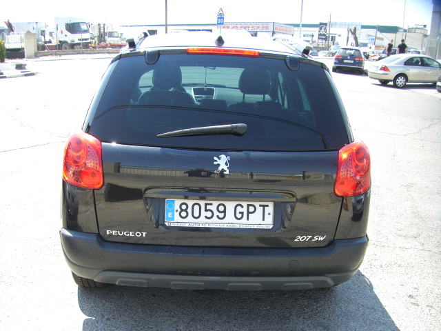 PEUGEOT 207 SW OUTDOOR 1.6 HDI 110CV