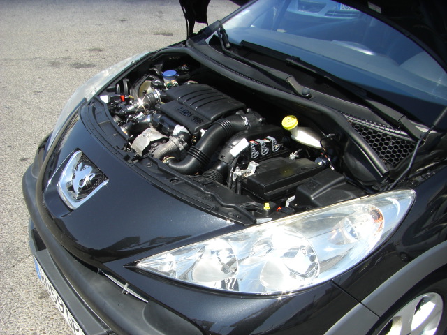 PEUGEOT 207 SW OUTDOOR 1.6 HDI 110CV