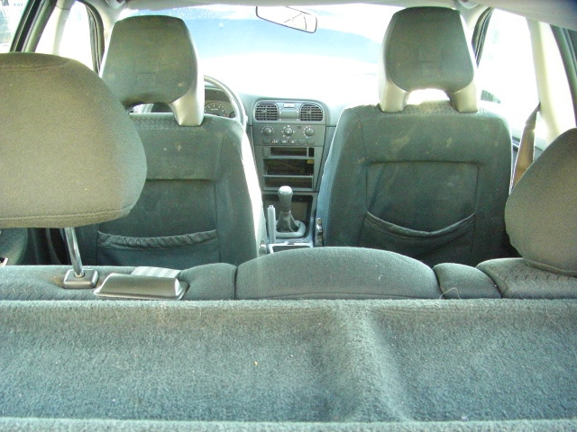 VOLVO V-40 1.8 GASOLINA 122CV FAMILIAR