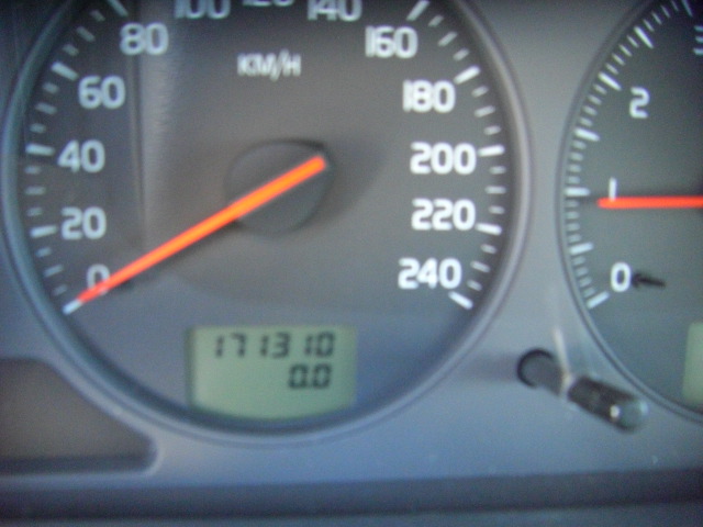 VOLVO V-40 1.8 GASOLINA 122CV FAMILIAR