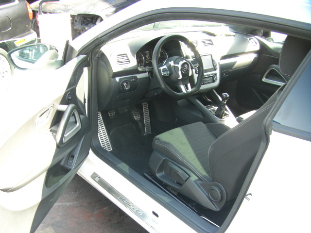 VOLKSWAGEN SCIROCCO 2.0 TDI 140CV