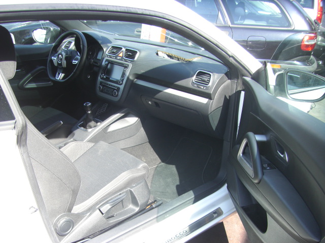 VOLKSWAGEN SCIROCCO 2.0 TDI 140CV