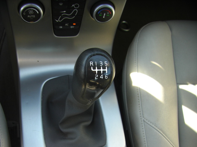 VOLVO S-40 2.0 D 136CV