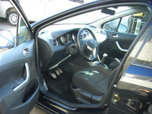 PEUGEOT 308 SW SPORT 1.6 HDI 110CV 7 PLAZAS