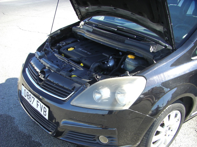 OPEL ZAFIRA 1.9 CDTI 100CV AUTOMATICA 7 PLAZAS