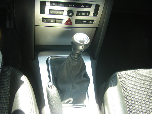 PEUGEOT 407 SW 2.0 HDI 136CV