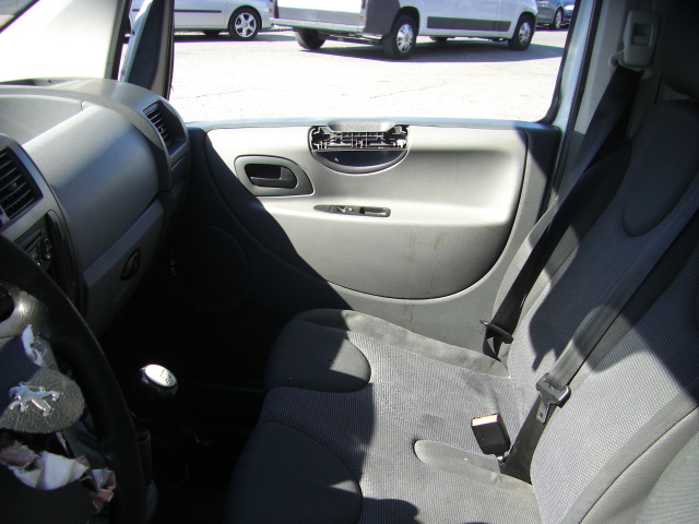 PEUGEOT EXPERT 1.6 HDI 90CV 6 PLAZAS