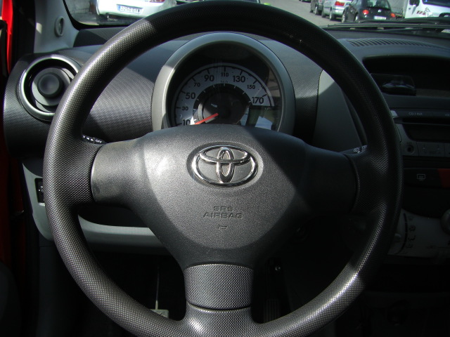 TOYOTA AYGO 1.0 GASOLINA 68CV