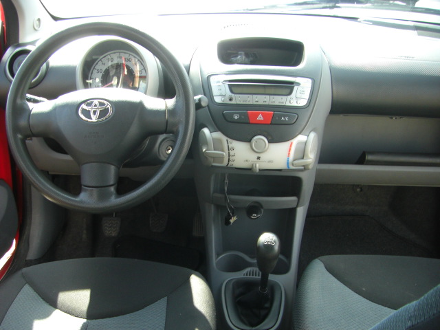 TOYOTA AYGO 1.0 GASOLINA 68CV