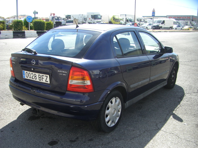 OPEL ASTRA 2.0 D 100CV