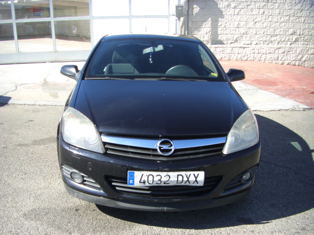 OPEL ASTRA GTC 1.9 CDTI 120CV