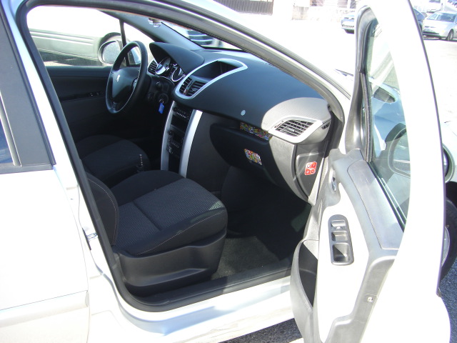 PEUGEOT 207 1.4 VTI 16V SPORT 95CV GASOLINA